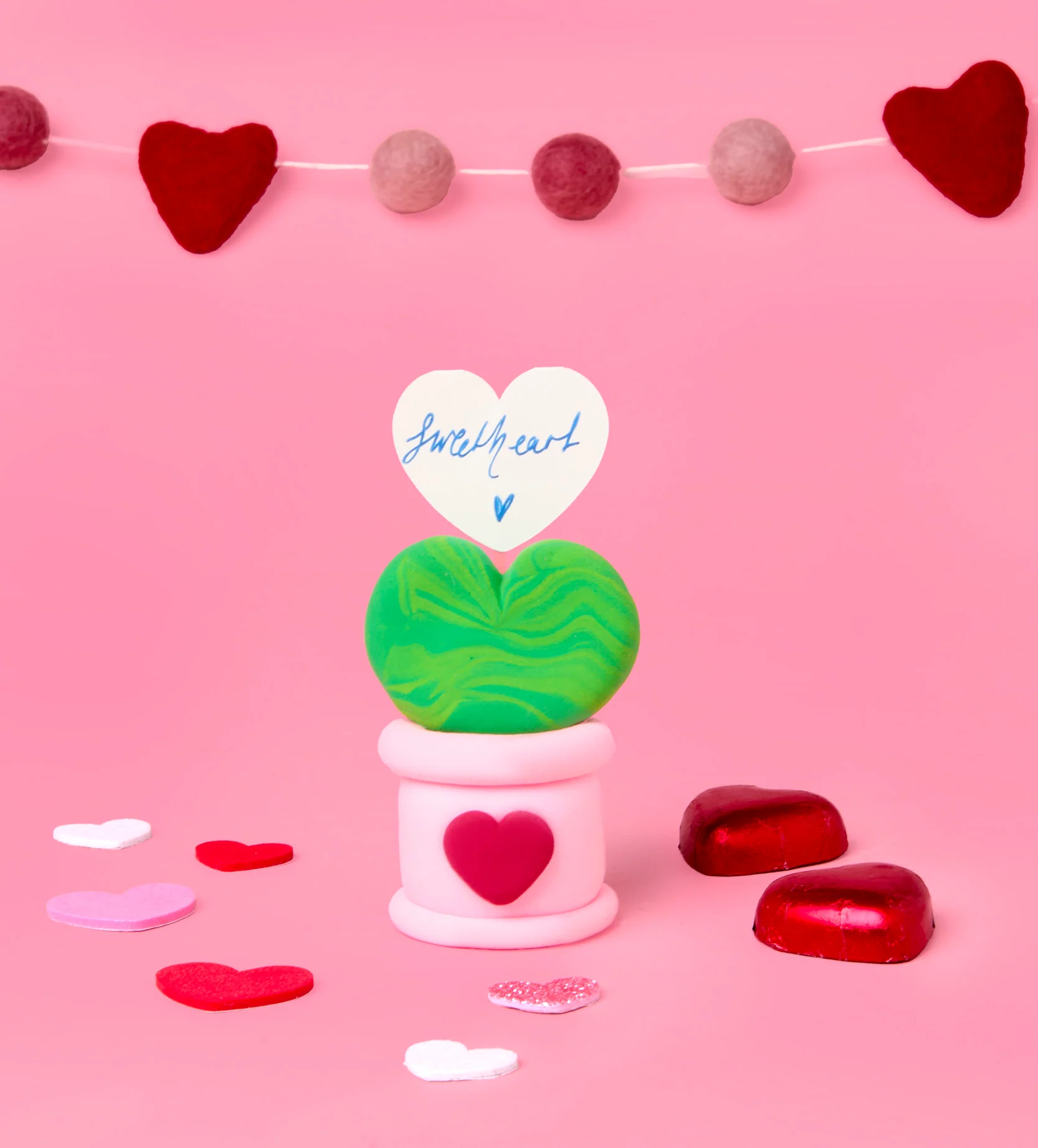 Date Night Mugs & Foam Dough Bundle - Image 13